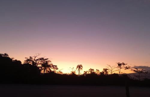 SUÍTE PRIVATIVA RIVIERA & ITAGUARÉ 100mts de 2 praias! - Foto 19