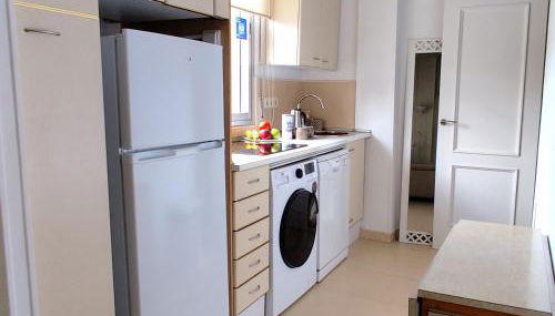 VUT Skyline - Foto 3, stove, dishwasher