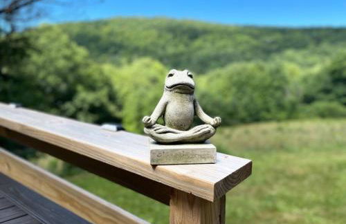 Breathtaking views. Hot tub. Huge Deck. Fast Wifi - Foto 1