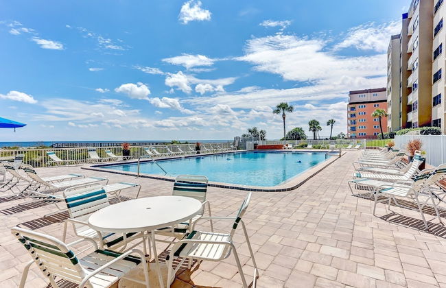 Comfortable Condo With Beautiful Ocean view by RedAwning - Foto 16