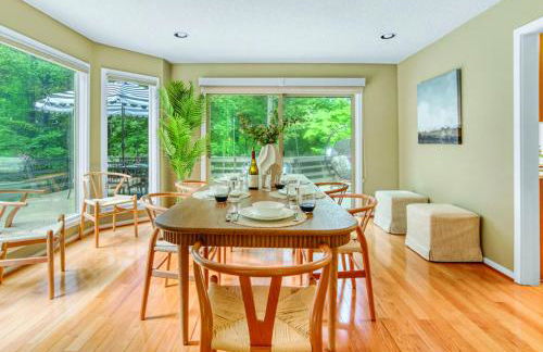 7 Bdrm, Pickleball, Bball, HotTub, FirePit, Golf! - Foto 30