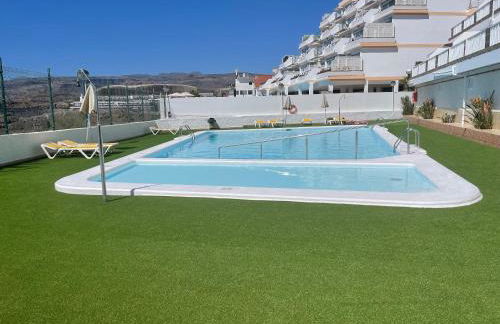 AMADORES BEACH VIEW APARTMENT - Photo 16