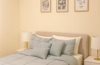 Holiday in LA- Koreatown Retreat with Free Parking, Pool and Sauna - Photo 5