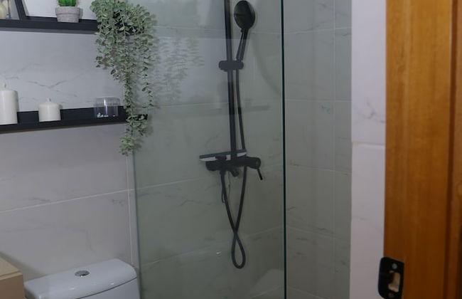 Dream Stay - Pool & Gym - 10min Airport & Homs - Foto 39