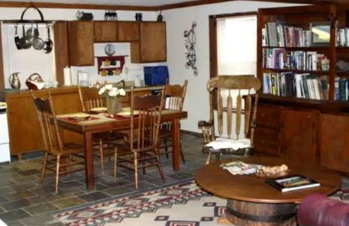 Pet-Friendly Accommodation on a Ranch in McDade, Texas - Foto 2