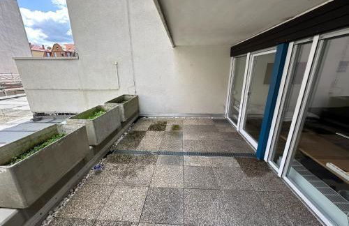 Beautiful and cosy apartment in central location with 2 balconies - Foto 11