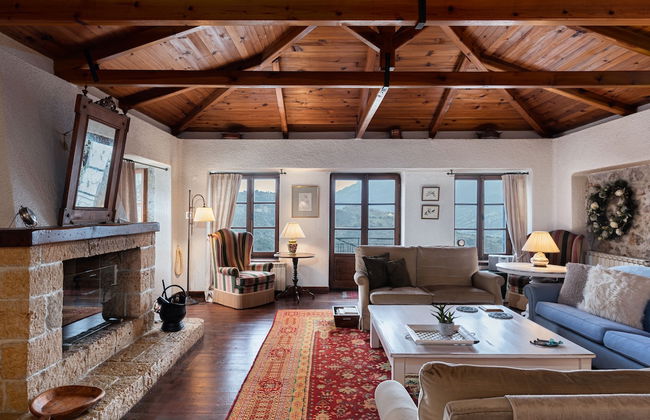 Arachova Wooden Chalet - Photo 21