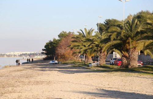 La Casa dei Due Mari - large apartment with parking - Foto 37