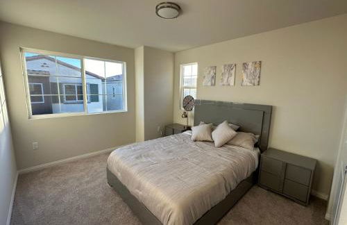 3 bed 3 Bath Gated Corner unit - Foto 9