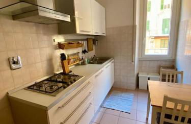 Lovely Apartment near metro A Re di Roma - Foto 10