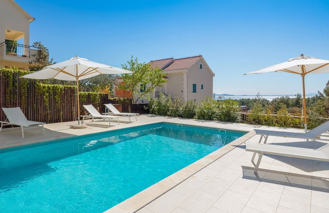 Luxury Villa Romeo with Heated Pool - Foto 30