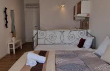 Matea Apartments Milna - Photo 27