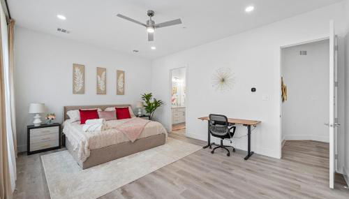 BRs w Ensuite Baths l Pet-Friendly l Central Loc - Foto 3