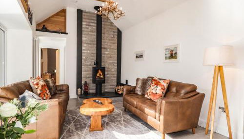 The Steading - Photo 5