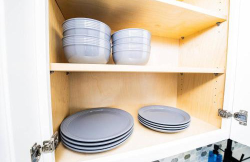 Close to the Action, Peaceful When You Return - Foto 23