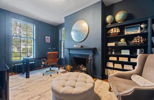 Private Resort Mansion with Pool - Foto 48