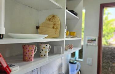 Studio com ar condicionado e estacionamento gratuito próximo ao aeroporto e praias - Foto 8