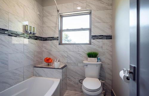 Luxurious 5BR Home Sleeps-14 - Foto 30