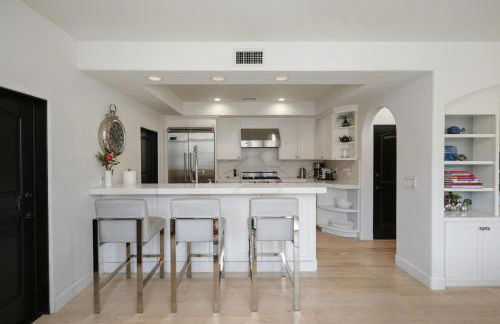 Poinsettia Palms - Chic & Luxe Patio Near Beach - Foto 14