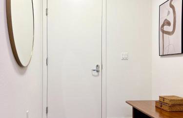 West Hollywood Gem 2-Bedroom Apartment - Foto 13