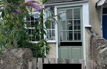 Nutshell Cottage - Foto 2