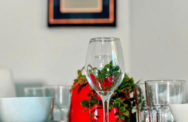 Contractor-Friendly 2BR Gem Wi-Fi Free Parking - Foto 13