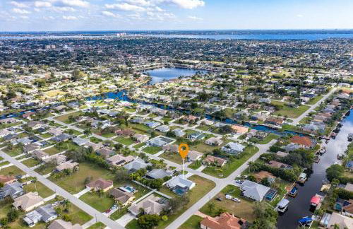 The Annabelle-- Bright 4 Bedroom Home, Heated Pool - Foto 8