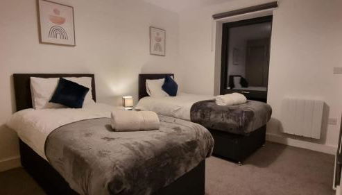 Balcony View Apt Free Parking Sleeps 5 - Foto 5