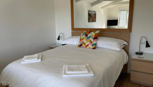 Spacious lodge with king sized bed - Foto 3
