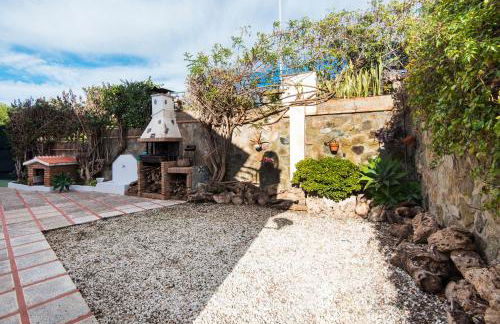 Queen Fabiola Villa, spacius home with private Pool in east Malaga - Photo 68