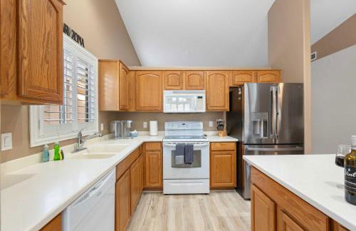 Putting Green, Pool and Spa! San Tan Valley Escape - Foto 11