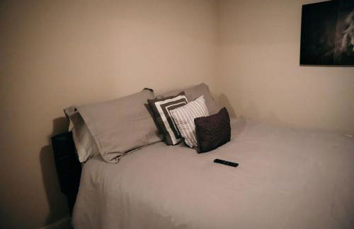 Charm City Luxury 4 Bedroom Brick Home - Foto 66