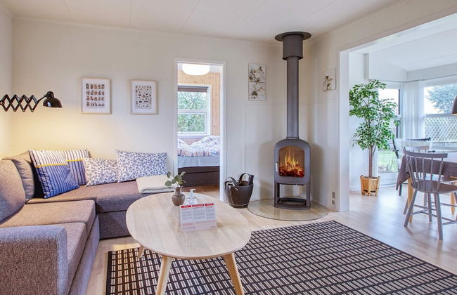 Chic Holiday Home in Syddanmark near Sea - Photo 14
