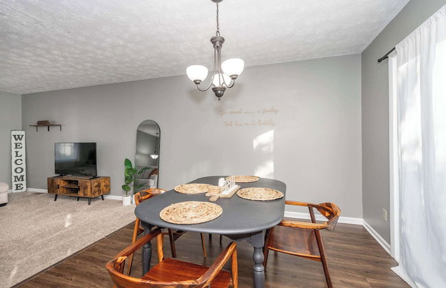 Cozy Home Away From Home! - Foto 26