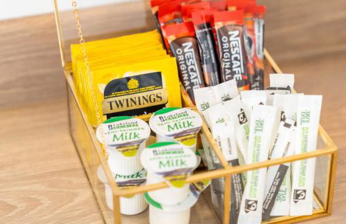 Modern Two Bed Apartment - Smart Tv - Wi-Fi - Parking 49C - Foto 18