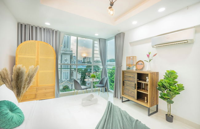 SAZI Church View Home - Free Nails/HairWash - Photo 34