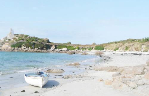 Charming Breton Holiday Home Right by the sea - Photo 89