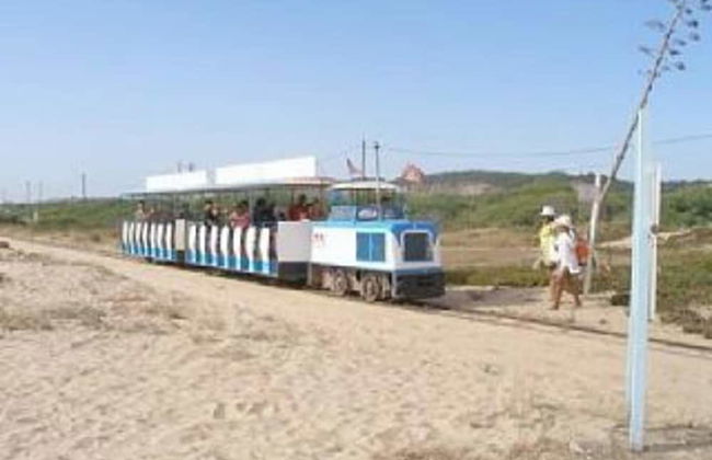 Aroeira Villa Sleeps 10 With Pool - Foto 33