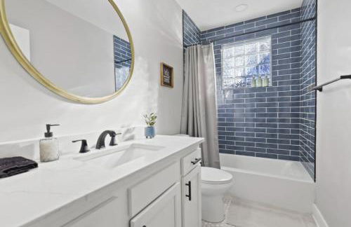 2 homes side by side downtown with fenced yard and hot tub - Foto 59