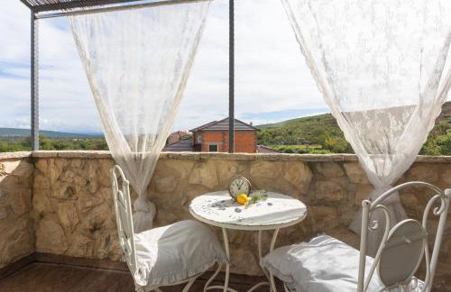 Kalpić Rusticus - Photo 78