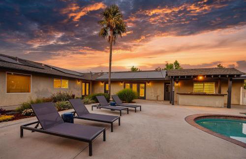 Casteel - 4,500 sq-ft retreat with a pool and hot tub in the middle of wine country! - Foto 35