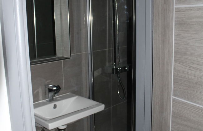 Townhouse @ 282 Walthall Street Crewe - Photo 5