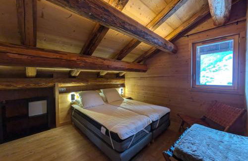 Lodge alpin chaleureux, 4 chambres, 10 pers, parking, terrasse, Arêches-Beaufort - FR-1-342-330 - Foto 7