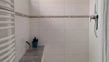 Ferienwohnung Trifts l Wallbox l Parkplatz l AusZeit Card - Foto 4