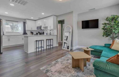 South Tampa 3BR with Backyard that Sleeps 10 - Foto 3