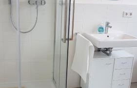 Beautiful room with balcony direction to Messe - Foto 6