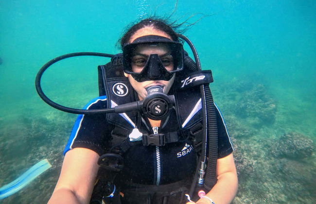 Batismo de mergulho em Hikkaduwa - Foto 2