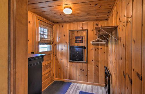 Lovely Lake Huron Getaway Beach Access and Kayaks! - Foto 16