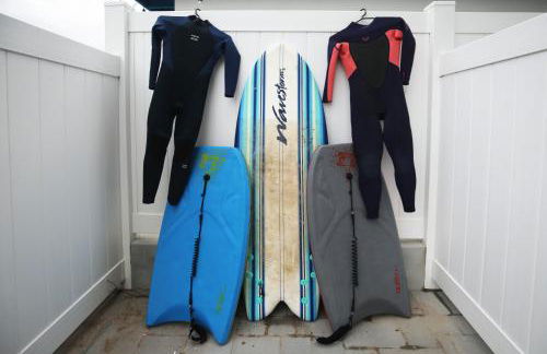 Steps 2 Beach- Luxury Home, Game Room, Roof Deck, Firepit, Pets OK - Foto 36