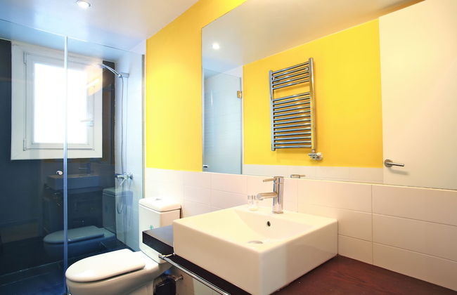 BarcelonaForRent The Sagrada Penthouse - Photo 17